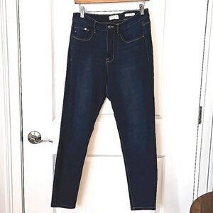 Curve Appeal Essential Skinny dark wash jeans. Size 8/29